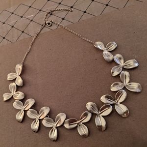 Gold flower necklace H&M fashion jewelry new